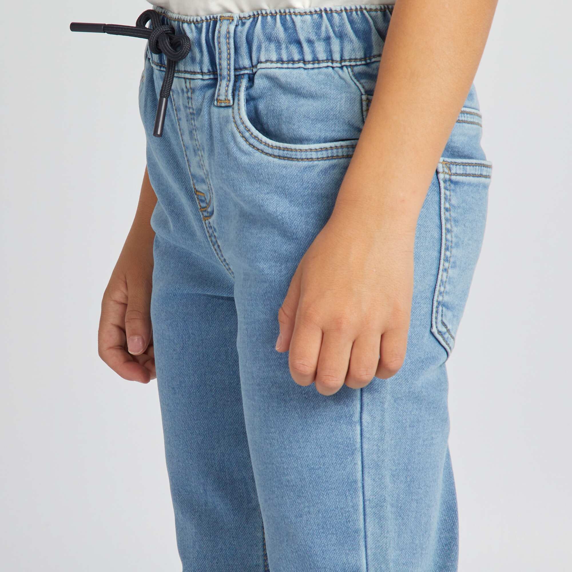 Jeans with elasticated waist and drawstring ties BLUE - Image 5
