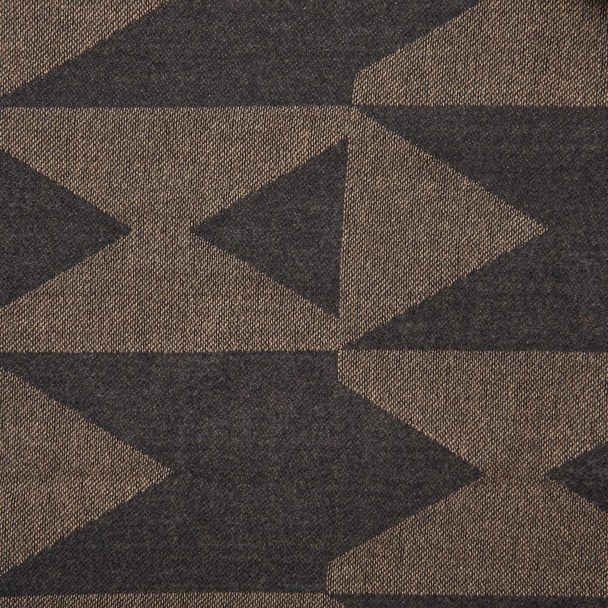 Large warm scarf BLACK - Image 3